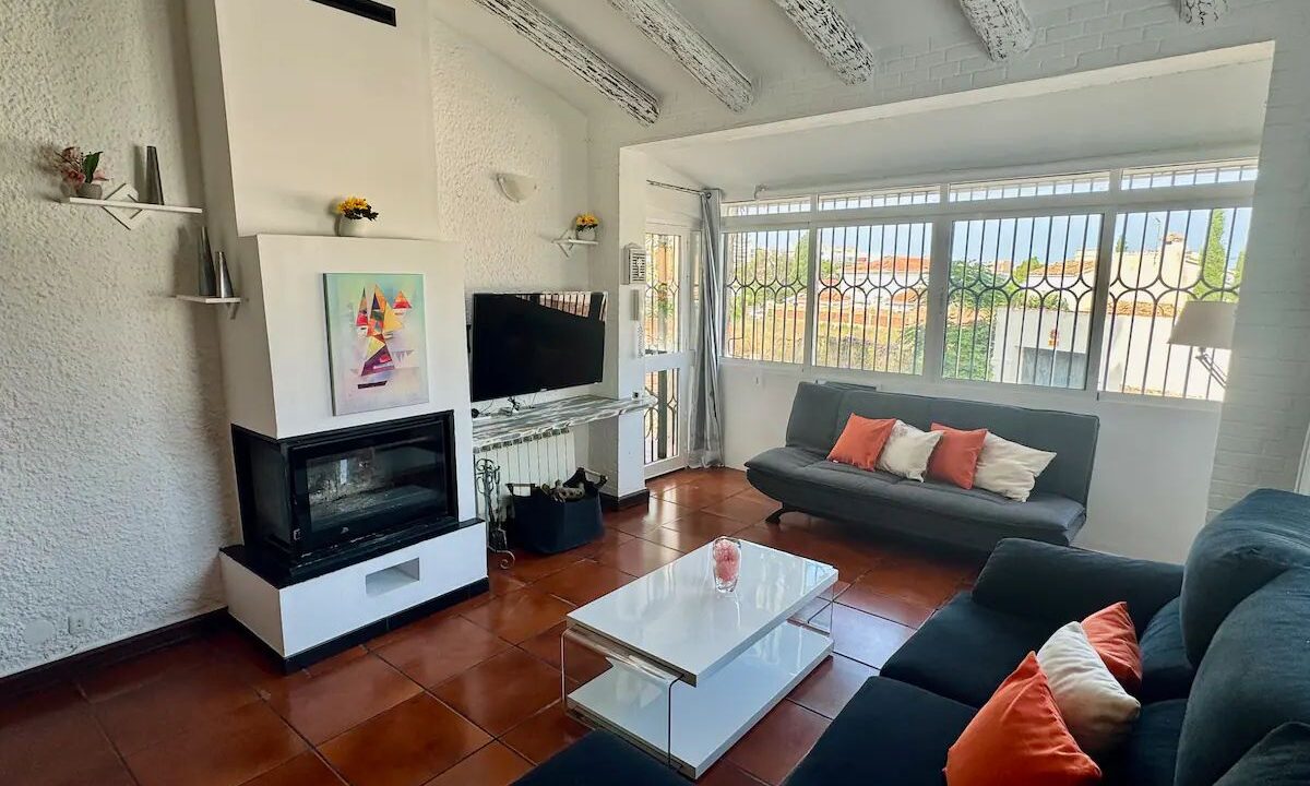 Imagen de WhatsApp 2025-10-23 a las 16.34.01_b1ad3c56